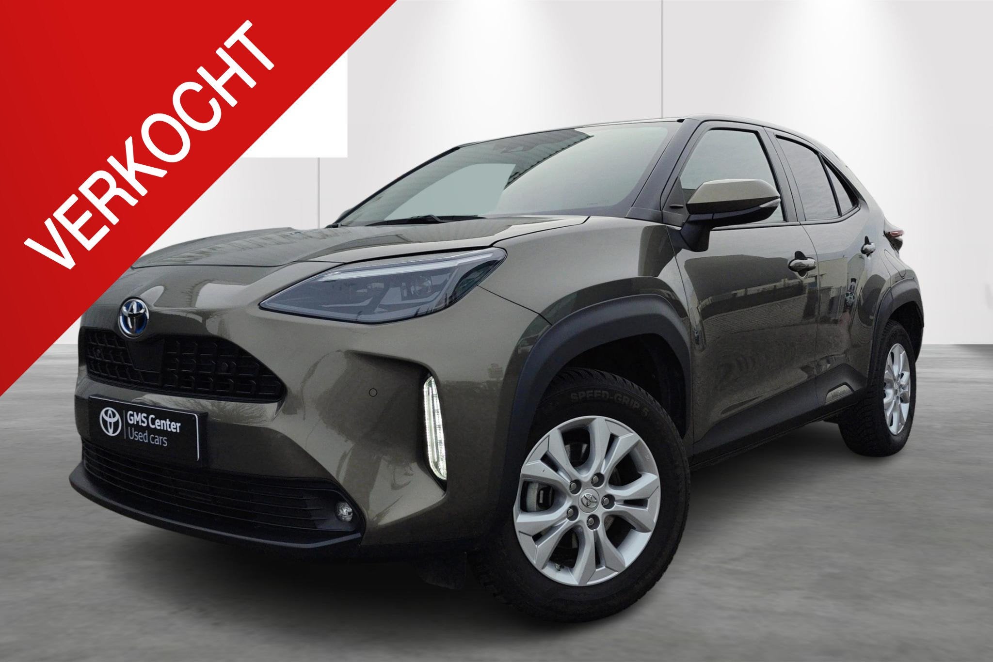 Toyota Yaris Cross 1.5 VVT-ie Dynamic Plus + Premium Pack +, Stof, Gebruikt, Overige kleuren, https://public.car-pass.be/vhr/26333615-9464-49f2-8c97-4d984f1aee8b