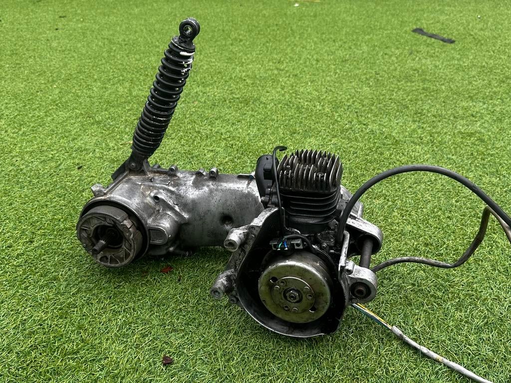 mbk booster blok, Ophalen, Zo goed als nieuw