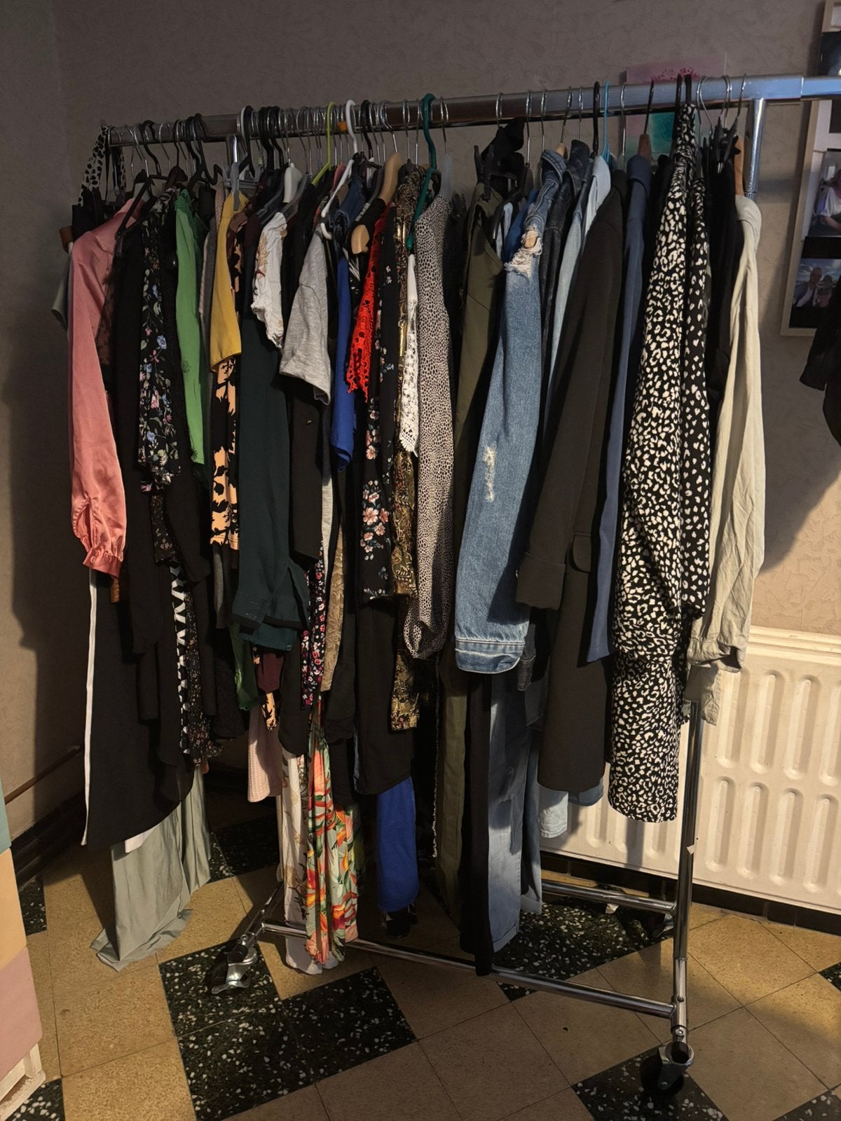 Vide dressing taille de 38 A 44, Vêtements | Femmes, Robes, Enlèvement, Comme neuf