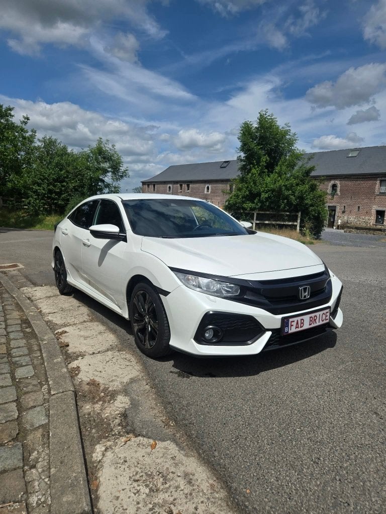 Honda Civic 1.6d élégance 178000km Magnifique, Auto's, Stof, Navigatiesysteem, Wit, Bedrijf