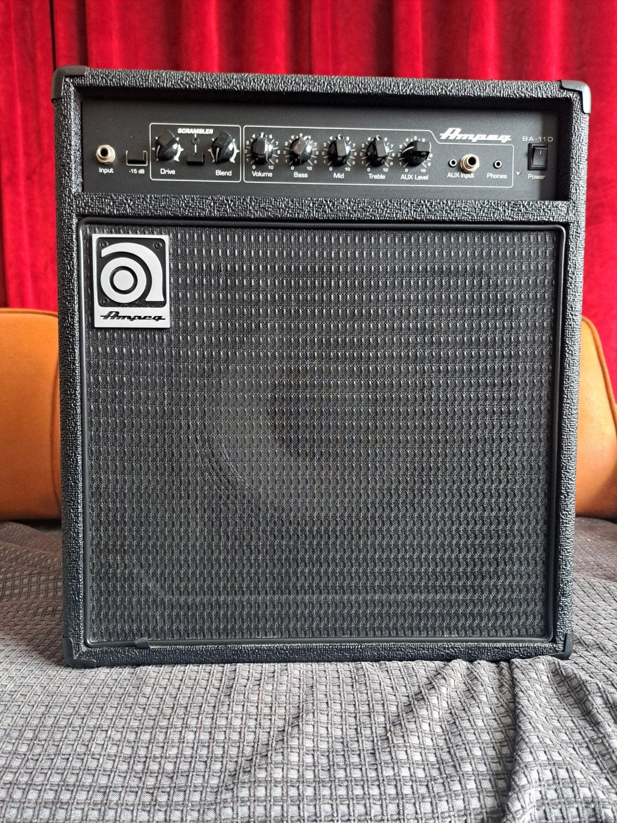 Ampli Basse Ampeg 40W/10" (BA110-V2), Enlèvement, Comme neuf, Guitare basse, Moins de 50 watts
