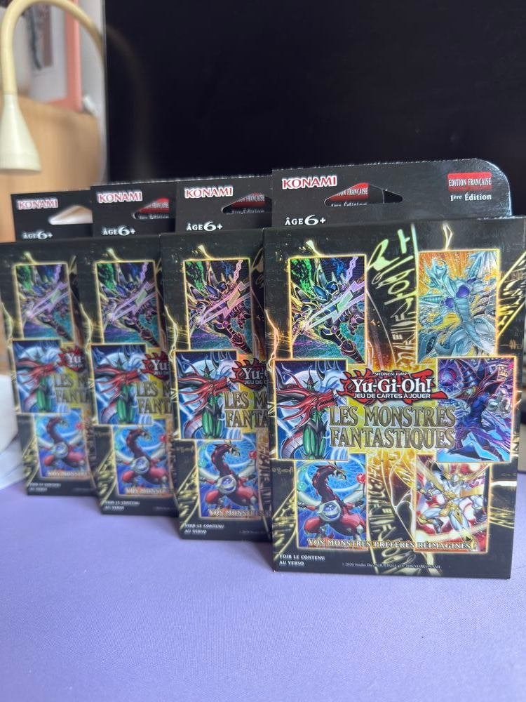 Lot 4 Yu-Gi-Oh Monstres Fantastiques Tuckbox 1ere Ed FR, Enlèvement, Neuf, Booster