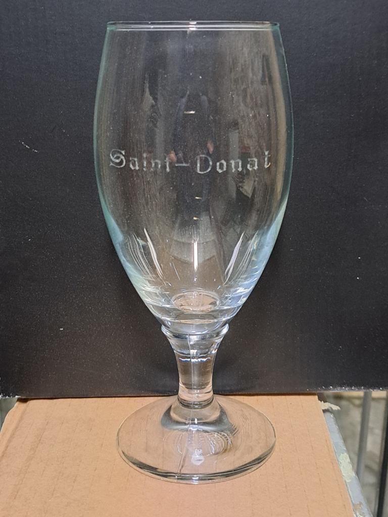 Verre Saint Donat (Mettet), Enlèvement ou Envoi