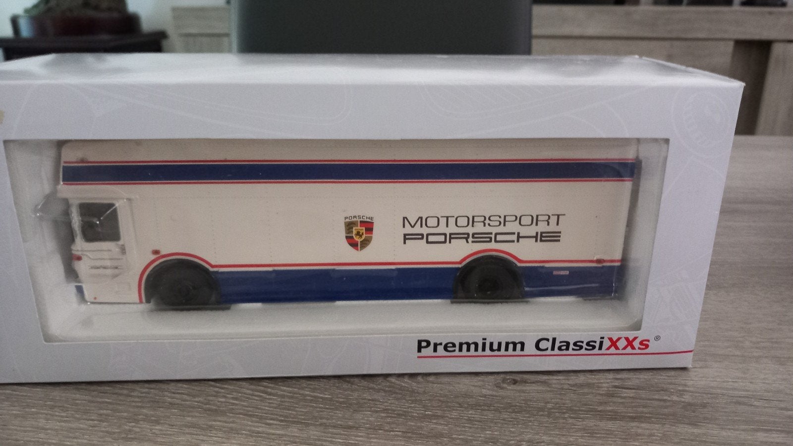 Premium ClassiXXs Mercedes benz 0317 Porsche Motorsport, Enlèvement