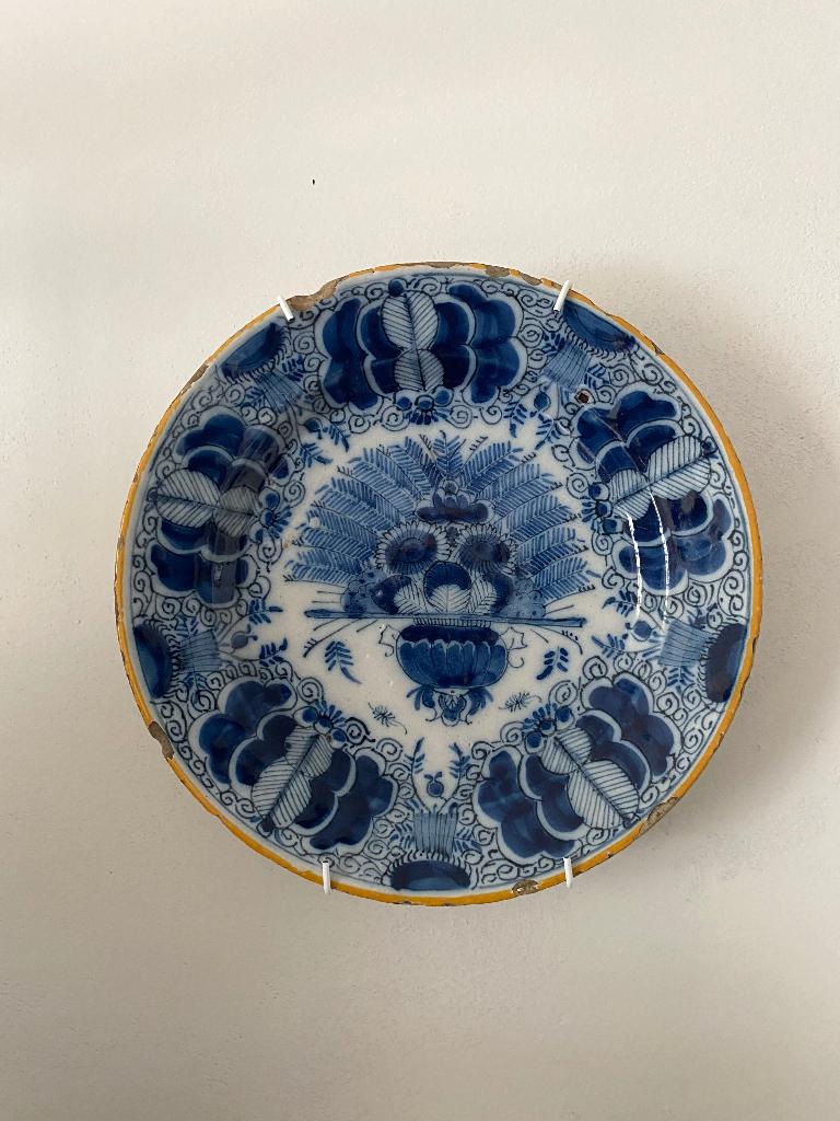 delft delts blauw bord pauwstaartbord "de klauw", Antiek en Kunst, Ophalen of Verzenden