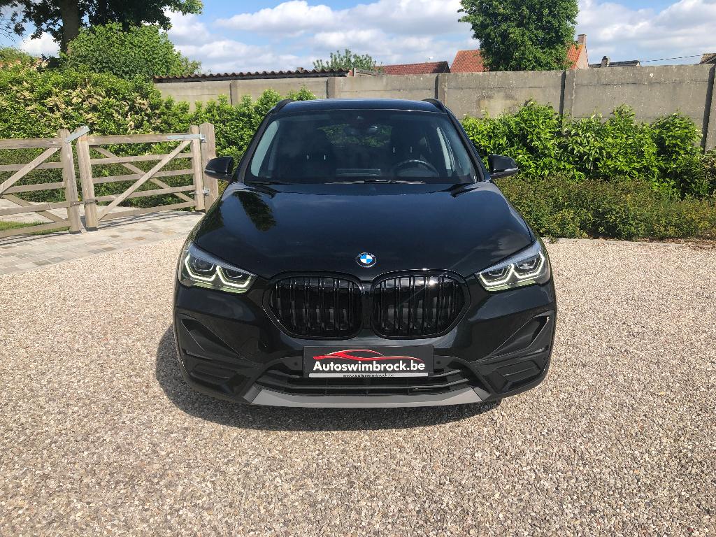 Bmw X1 hybride 19" M-sport grill garantie, Zwart, Leder, 5 zetels, Hybride Elektrisch/Benzine