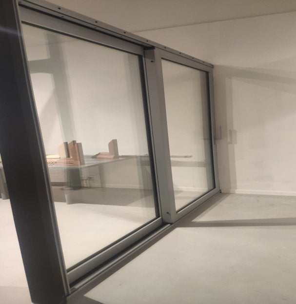 schuifraam grijs, Ophalen, 225 cm of meer, Aluminium, Zo goed als nieuw