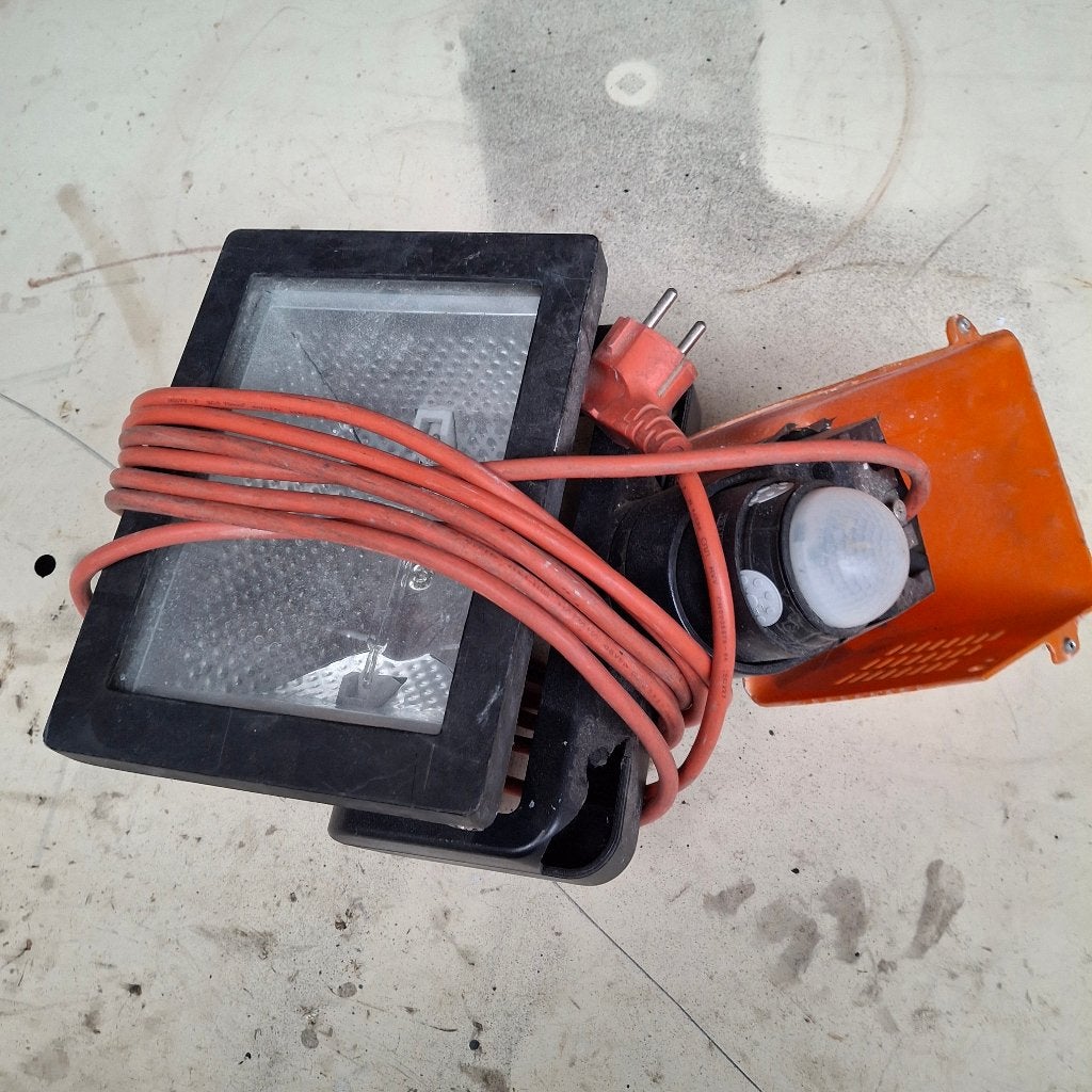Halogeenlamp met voeler, koopje, Doe-het-zelf en Bouw, Bouwverlichting, Ophalen, Gebruikt