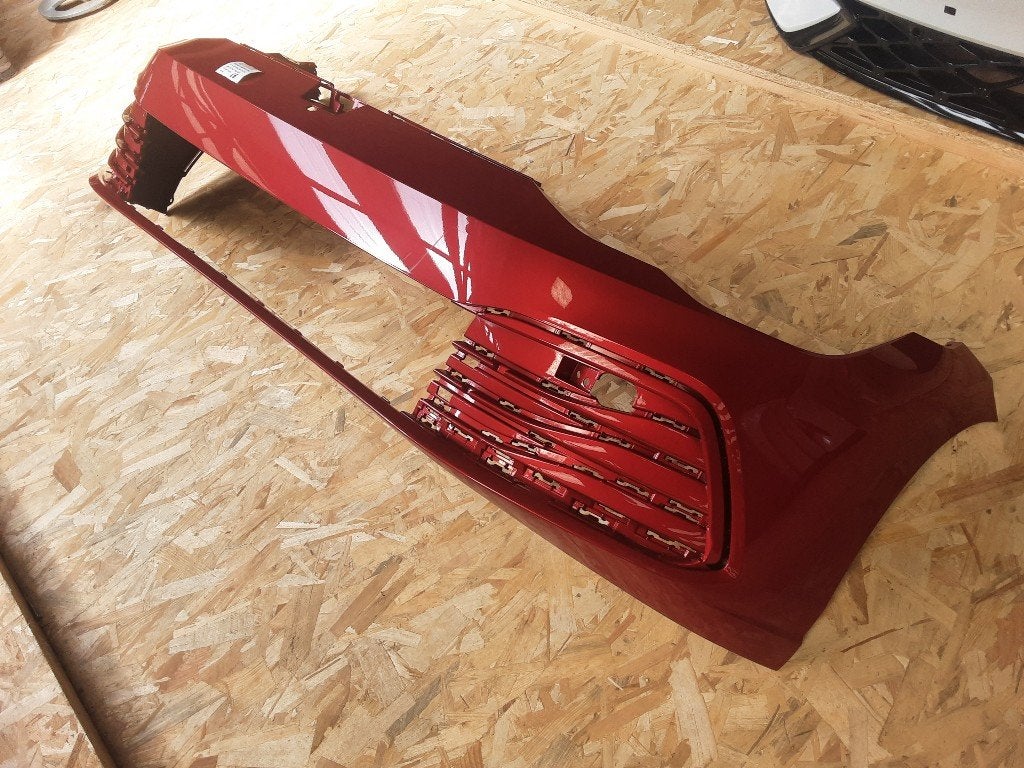BUMPER VOOR Volkswagen Golf VIII (CD1) (5H0807221J), Gebruikt, Mevr. I. Hauben, Bumper, Rue de l'Espoir 34 34
4030  GRIVEGNÉE, BE