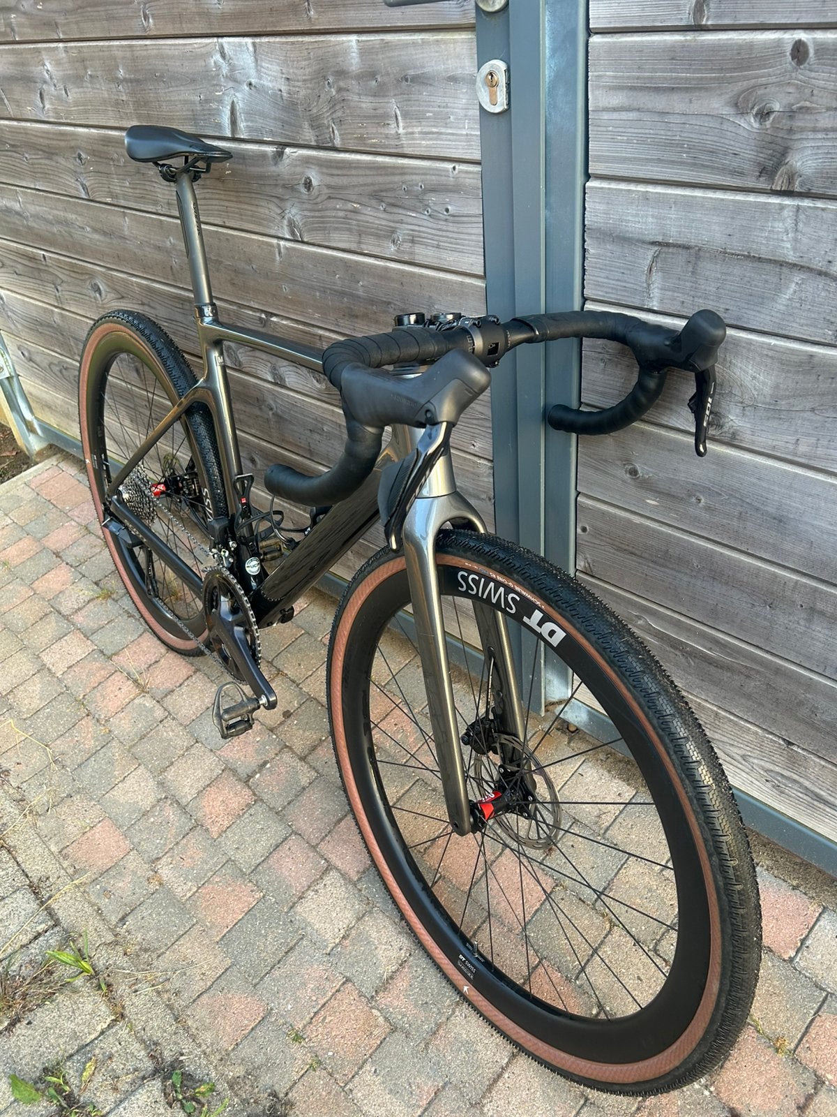 Scott addict gravel team, Enlèvement, Carbone