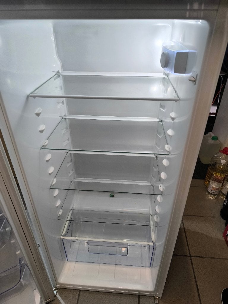 Frigo zanussi encastrable, Ophalen, Gebruikt, 120 tot 140 cm, 200 liter of meer