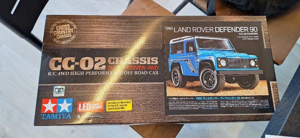 Tamiya Crawler Defender CC-02, Hobby & Loisirs créatifs, Modélisme | Voitures & Véhicules, Neuf, Voiture, Plus grand que 1:32