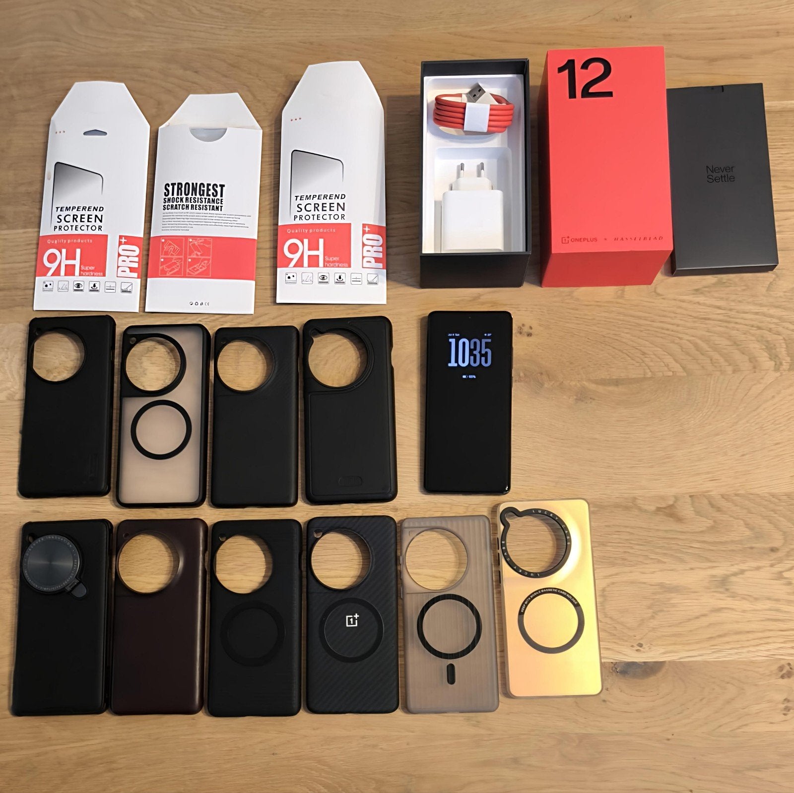 OnePlus 12 Silky Black, 512GB, 10 cases, 7 screen protectors, Télécoms, Téléphonie mobile | Marques Autre, Enlèvement, Utilisé