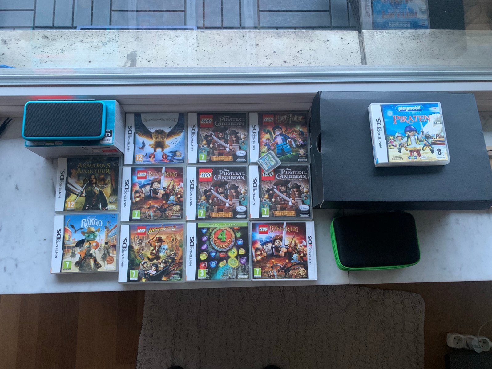 Nintendo 2Ds met games, Games en Spelcomputers, Games | Nintendo DS, Ophalen of Verzenden, Zo goed als nieuw