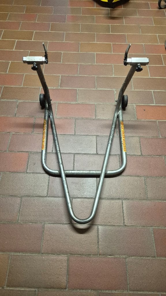Paddockstand, Ophalen, Gebruikt