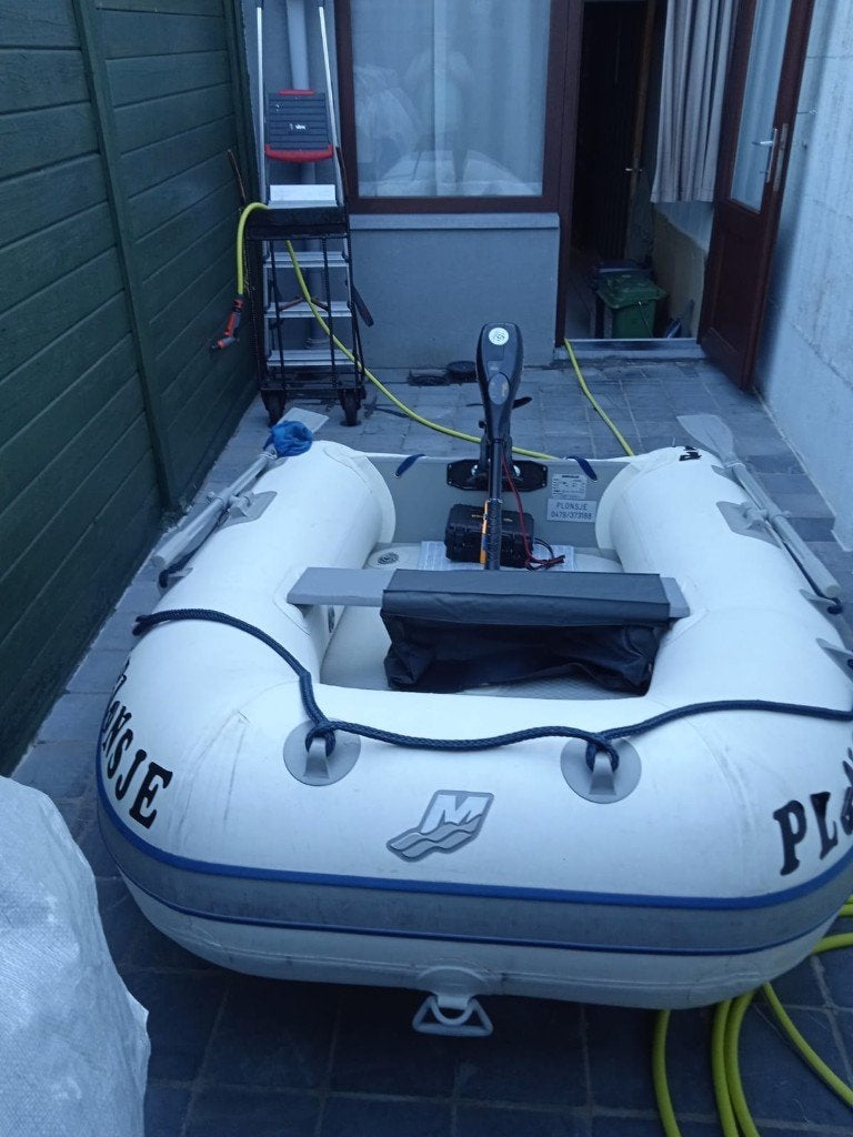 Qucksilver 250AIR DECK(boot) + Min KOTA( moter), Ophalen, Zo goed als nieuw