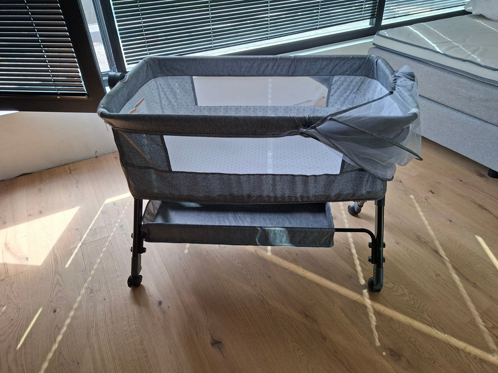 Co-sleeper, Ophalen, Wieg
