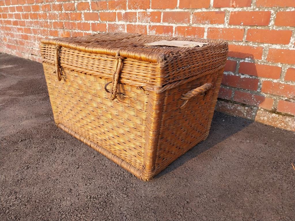 Rieten koffer mand jaren 1930, Ophalen