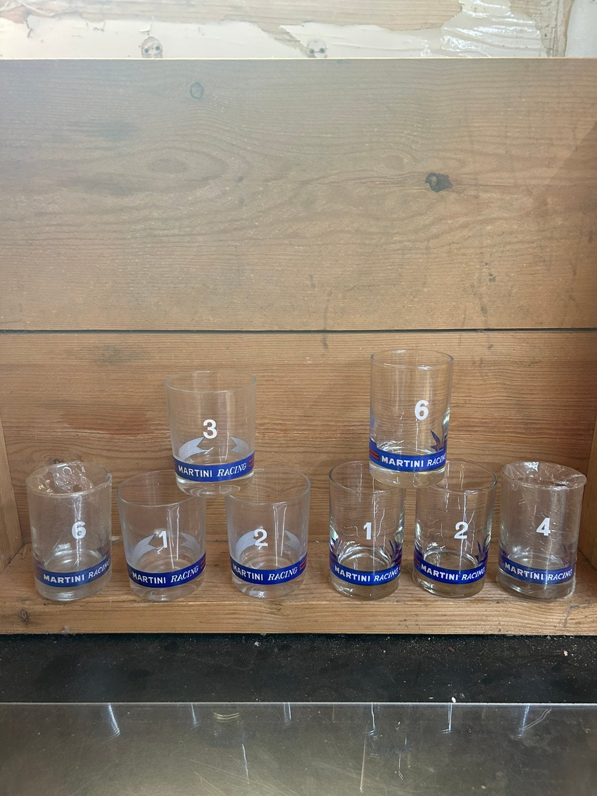 Martini racing glazen, Verzamelen, Glas en Drinkglazen, Ophalen of Verzenden, Zo goed als nieuw