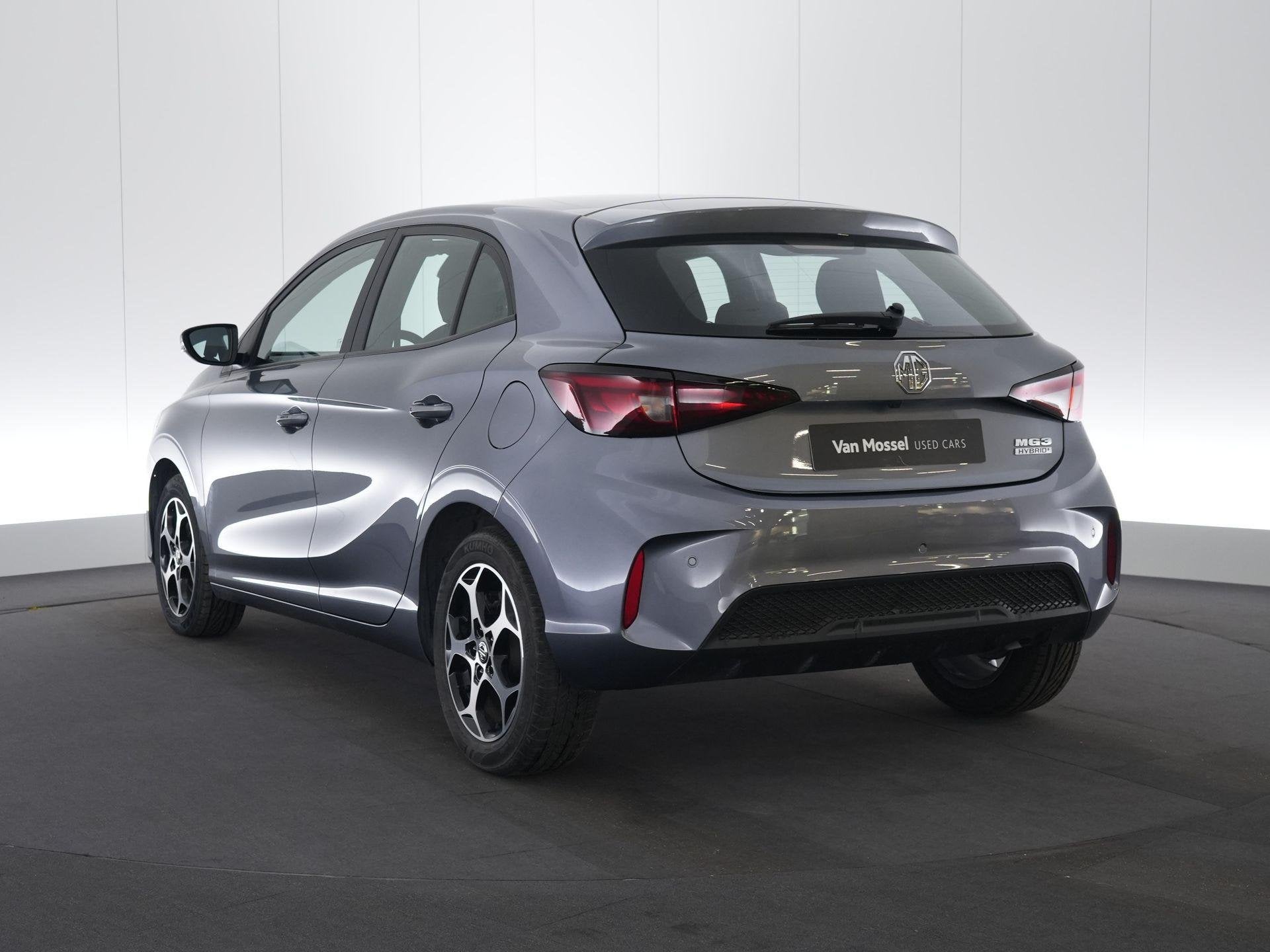 MG ZS ICE 1.0 T-GDi AT LUXURY 360 CAMERA - ZETELVERWARMING -, Auto's, Stof, 1264 kg, ZS, Wit