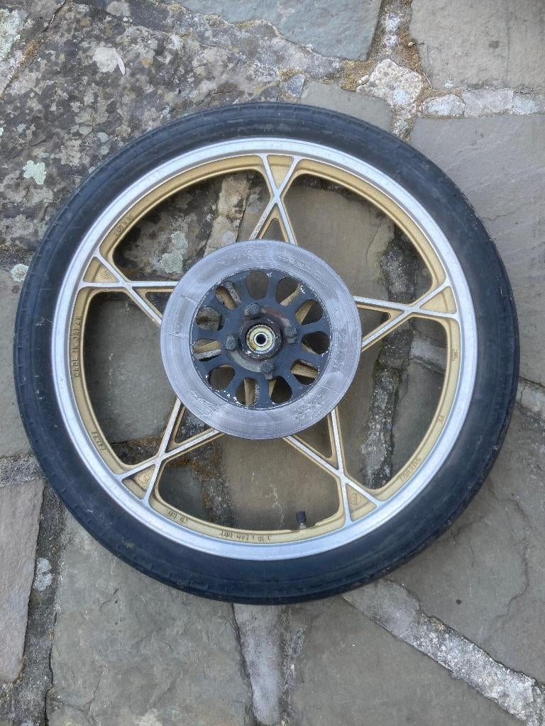 suzuki ZR50 / GT50 roue avant en 18, Fietsen en Brommers, Ophalen