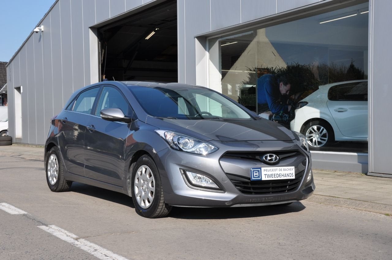 Hyundai i30 I30 * AIRCO * PDC *, Autos, Hyundai, Achat, Entreprise, Boîte manuelle, 5 portes
