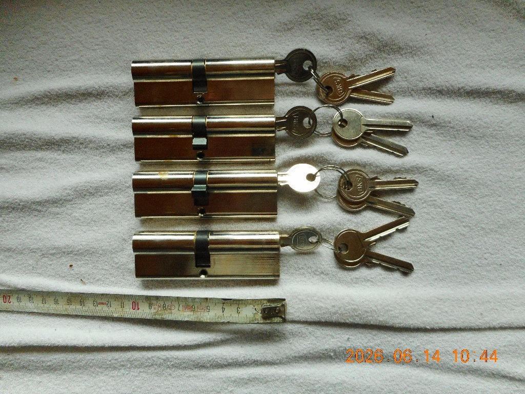 Sloten sets, Ophalen of Verzenden, Zo goed als nieuw, IJzer, Slot