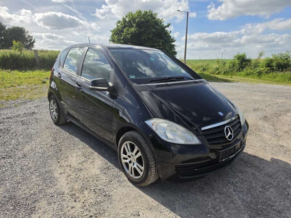 Mercedes classe A150 prete a immatriculer garantie, Auto's, Bedrijf, Handgeschakeld, Onderhoudsboekje, A-Klasse