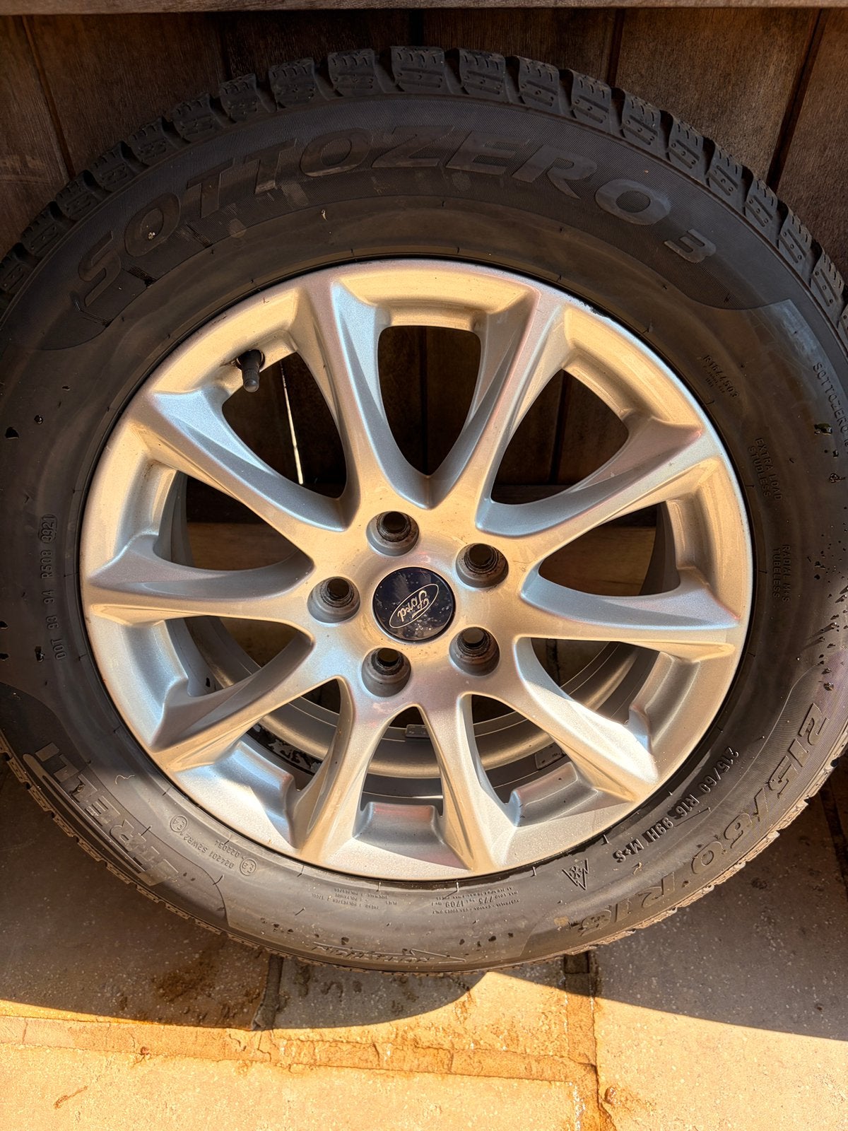Set pneus hiver avec jantes aluminium, Auto-onderdelen, Banden en Velgen, Ophalen, Winterbanden, Band(en)