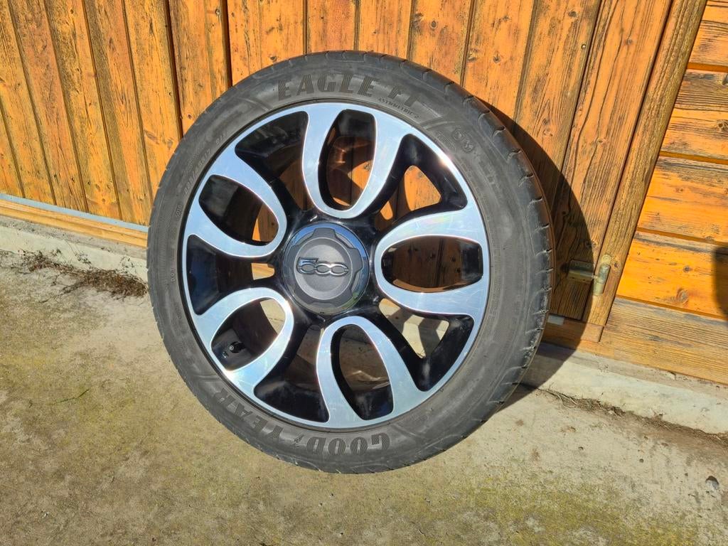 Jante 17" Fiat 500 (L) + Pneus GoodYear Eagle F1 225/45 R17, Autos : Pièces & Accessoires, Pneus & Jantes, Pneus et Jantes, Véhicule de tourisme