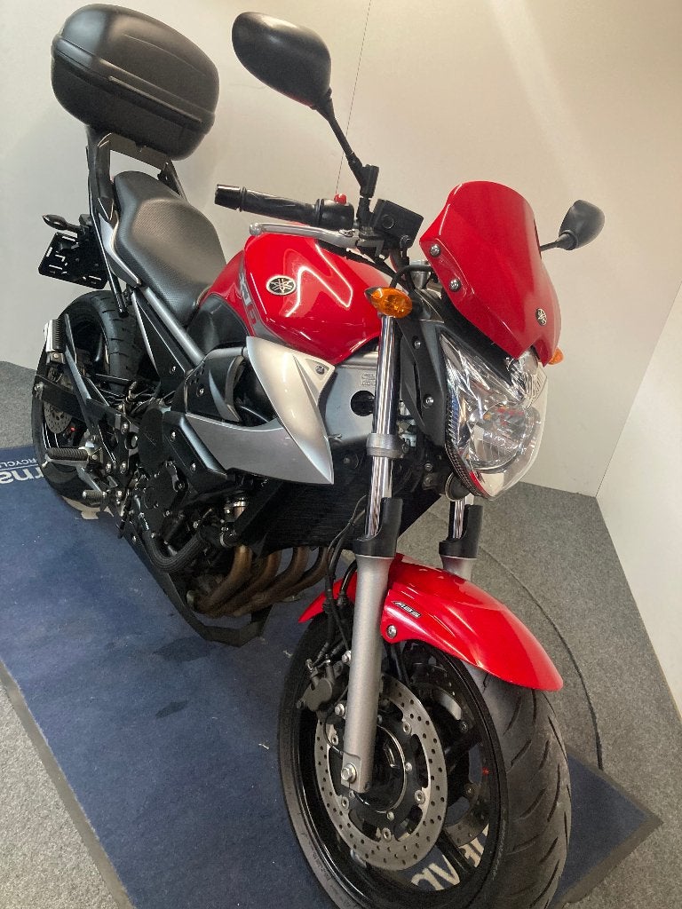 Yamaha XJ 6 MY'12 ref. LS 3356, Occasion, 4 cilinders, Motorrijbewijs A, Bedrijf
