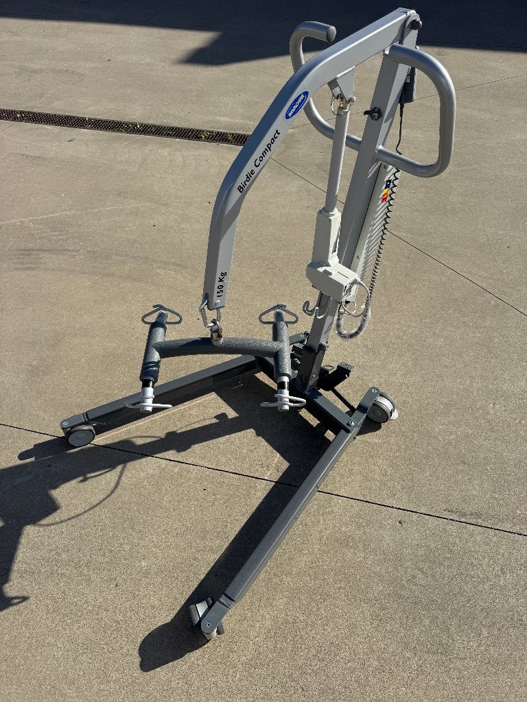 Invacare Birdie Compact passieve tillift (zeer goede staat), Ophalen of Verzenden, Zo goed als nieuw