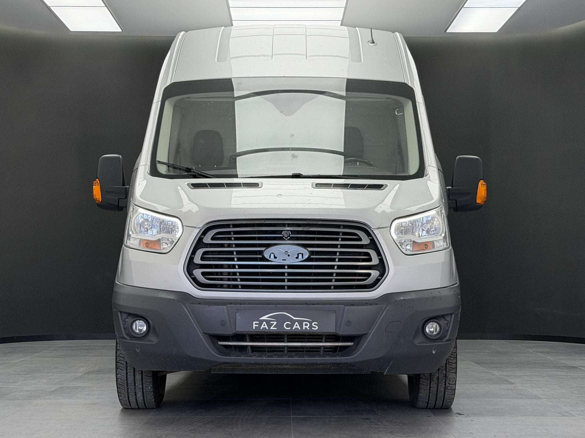 Ford Transit 2.0 TDCi L3H3 Trend *1ER PROP + GPS + REGU + TV, Auto's, Voorwielaandrijving, Stof, Gebruikt, 4 cilinders