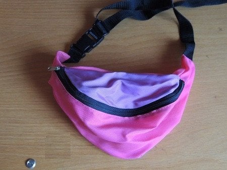 sac à 5€/p- banane- à main serviette documents CNEUFS, Bijoux, Sacs & Beauté, Sacs | Sacs Femme, Enlèvement ou Envoi, Comme neuf