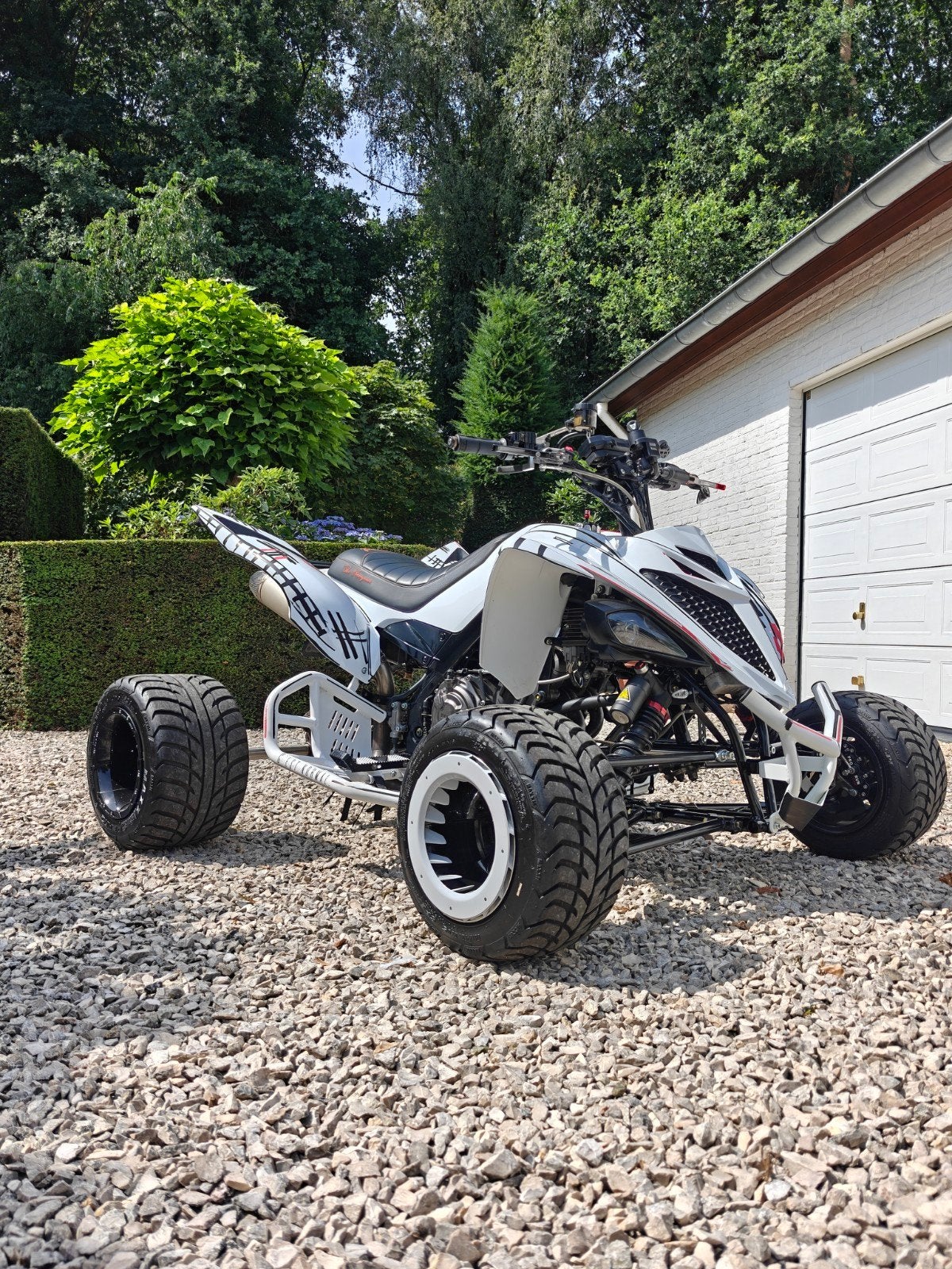 Yamaha Raptor 700 MT-07, Motos, Quads & Trikes, 2 cylindres, 12 à 35 kW, 689 cm³