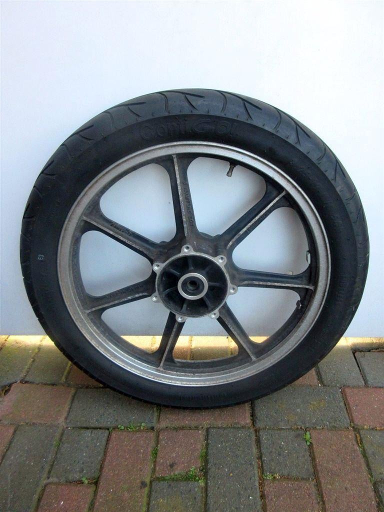 Kawasaki GT550 voorwiel voorvelg voor velg wiel Z550 Z 550, Motoren, Onderdelen | Kawasaki, Gebruikt, Ophalen of Verzenden