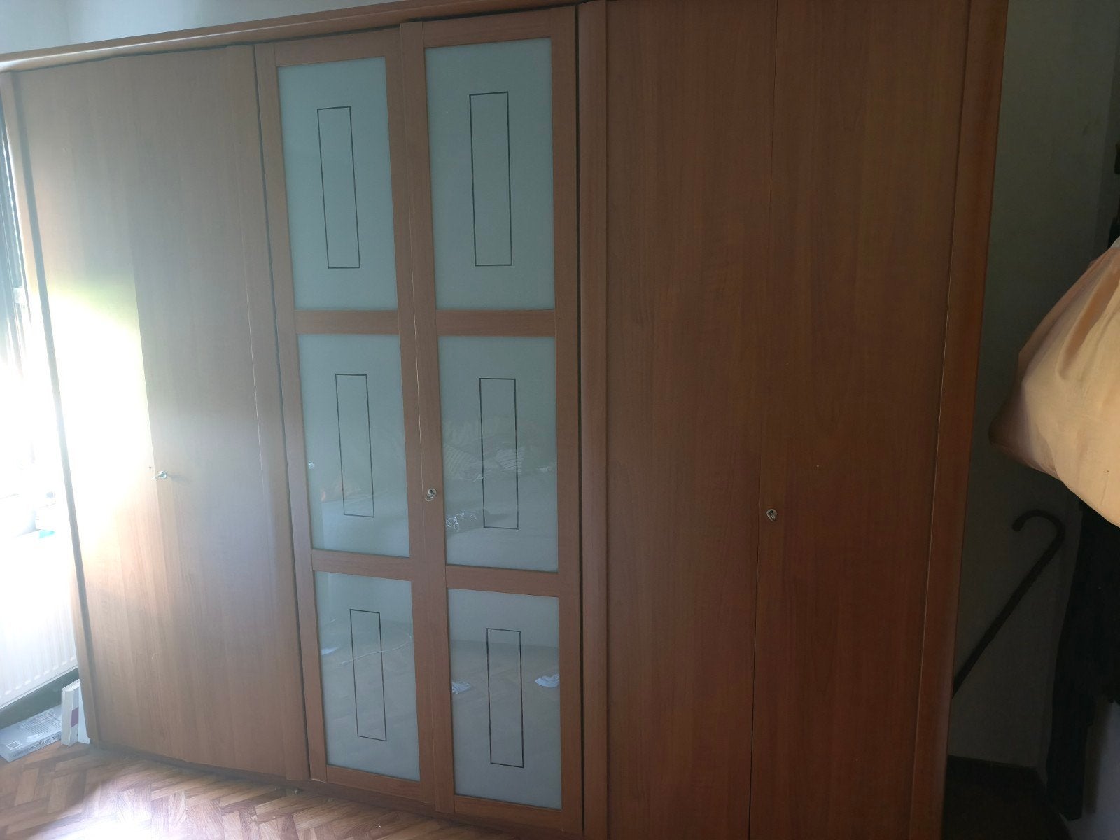 Armoire 6 portes à récupérer dès que possible à Aarschot, Enlèvement