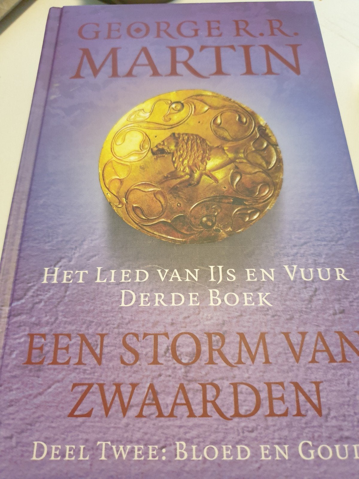George R.R. Martin - 3B. Bloed en goud.  Een storm v zwaarde, Boeken, Ophalen of Verzenden, Zo goed als nieuw, George R.R. Martin