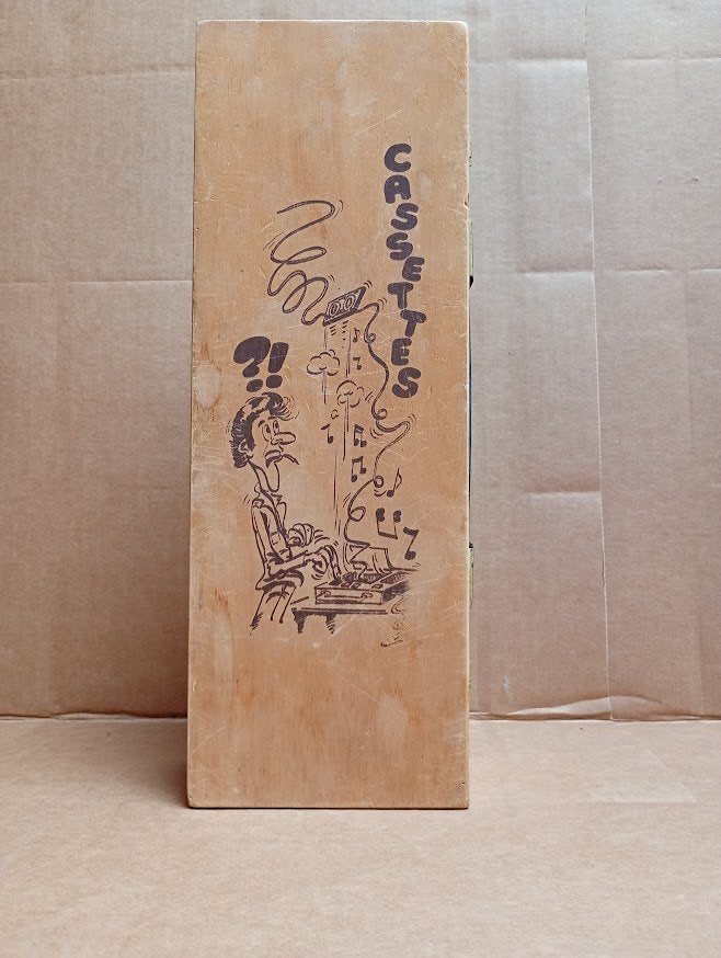 Boîte de rangement à cassette vintage en bois, Maison & Meubles, Accessoires pour la Maison | Coffres, Comme neuf, Moins de 50 cm