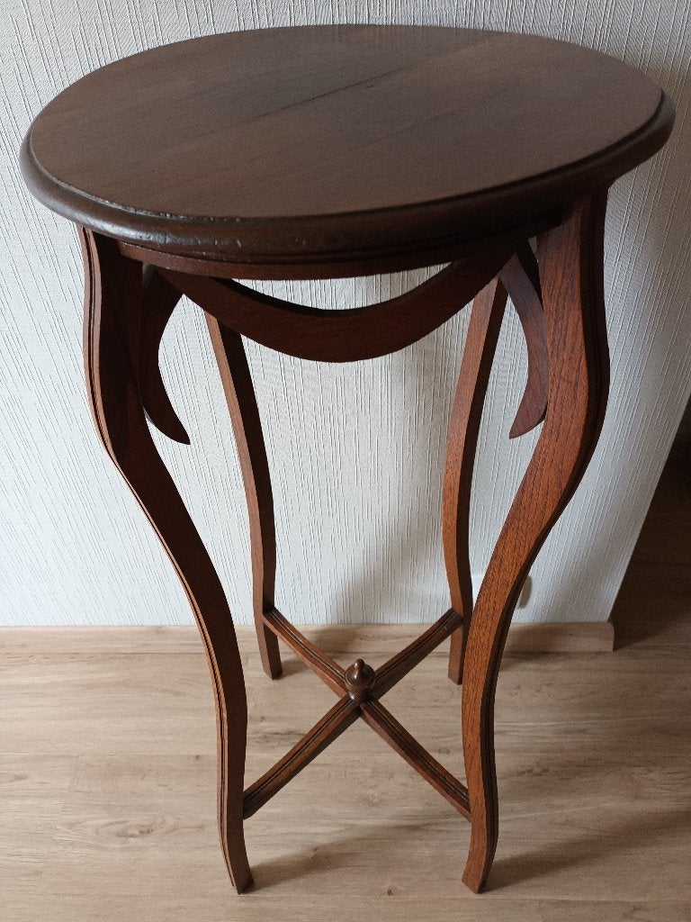 Antieke houten staander, Ophalen
