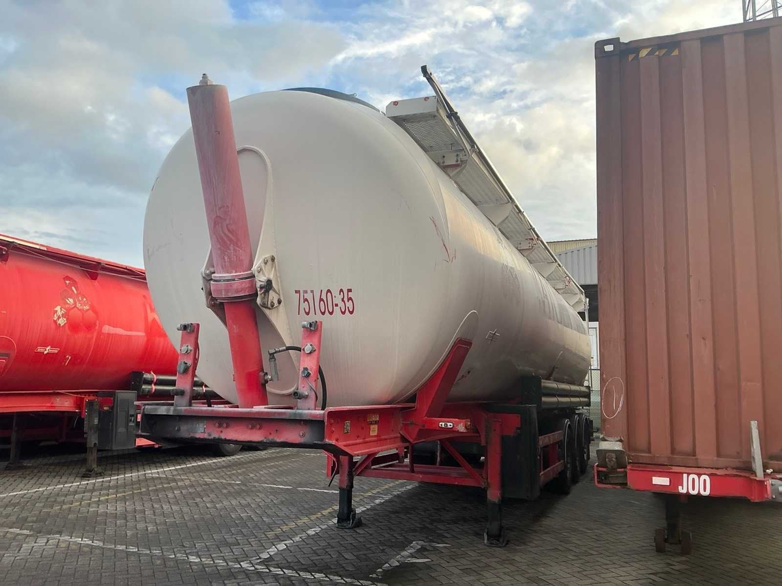 2010 Spitzer Eurovac BSK 2004 60 m3 Bulkoplegger (75160-35), Auto's, Overige brandstoffen, Bedrijf, Aanhangers en Opleggers, Te koop