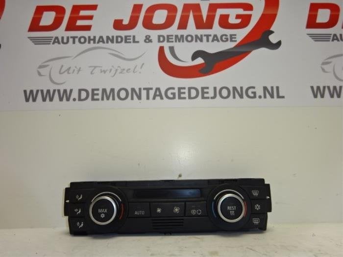 Kachel Bedieningspaneel van een BMW 3-Serie, Gebruikt, -, -, Ophalen of Verzenden
