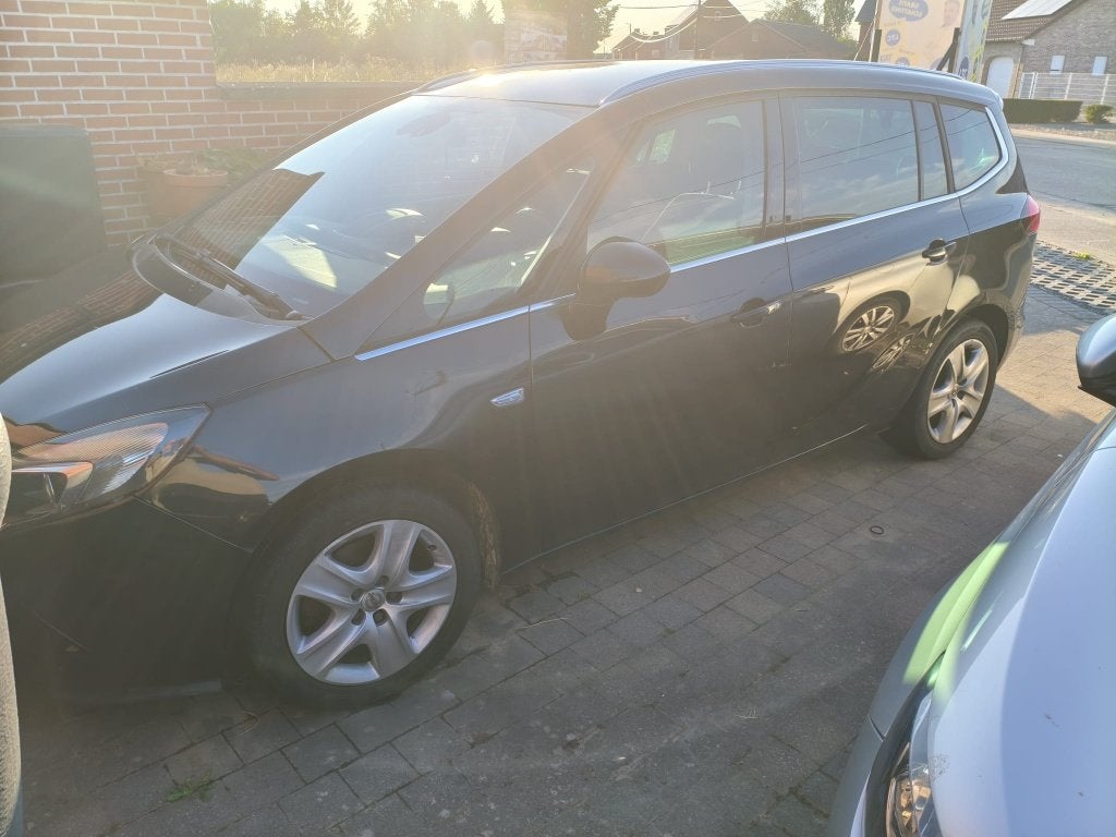 Opel Zafira Tourer 2016 7 plaatsen, Auto's, Opel, Particulier, Zafira, Trekhaak, Diesel, Euro 6, Monovolume, 5 deurs, Handgeschakeld