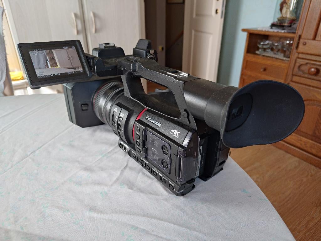 Panasonic CX350 Videocamera, Audio, Tv en Foto, Gebruikt, Panasonic, Ophalen of Verzenden, 8 tot 20x