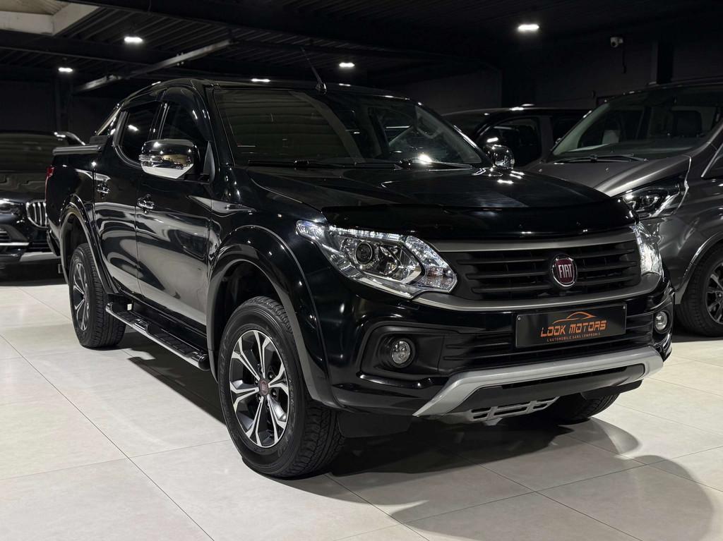 Fiat Fullback 2.4 D 4WD LX S AUTOMATIQUE GPS CAMERA CUIR FUL, Cuir, 2442 cm³, Entreprise, Boîte manuelle