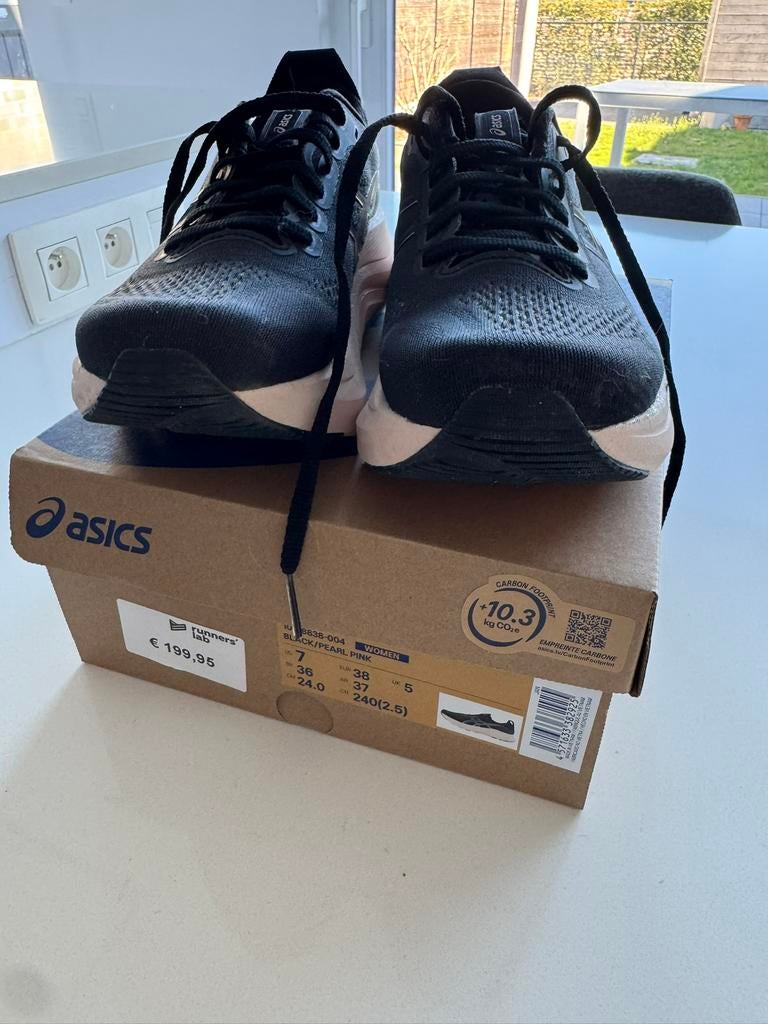 Adics Kayano 32 maat 38, Sports & Fitness, Course, Jogging & Athlétisme, Course à pied, Chaussures de course à pied, Comme neuf