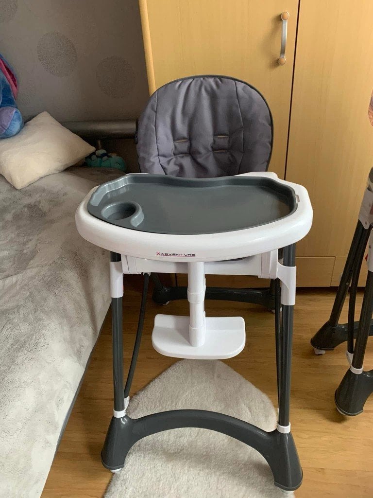 Chaise pour enfant, pliable et à roulettes, Enlèvement, Comme neuf, Chaise pliante, Ceinture(s)