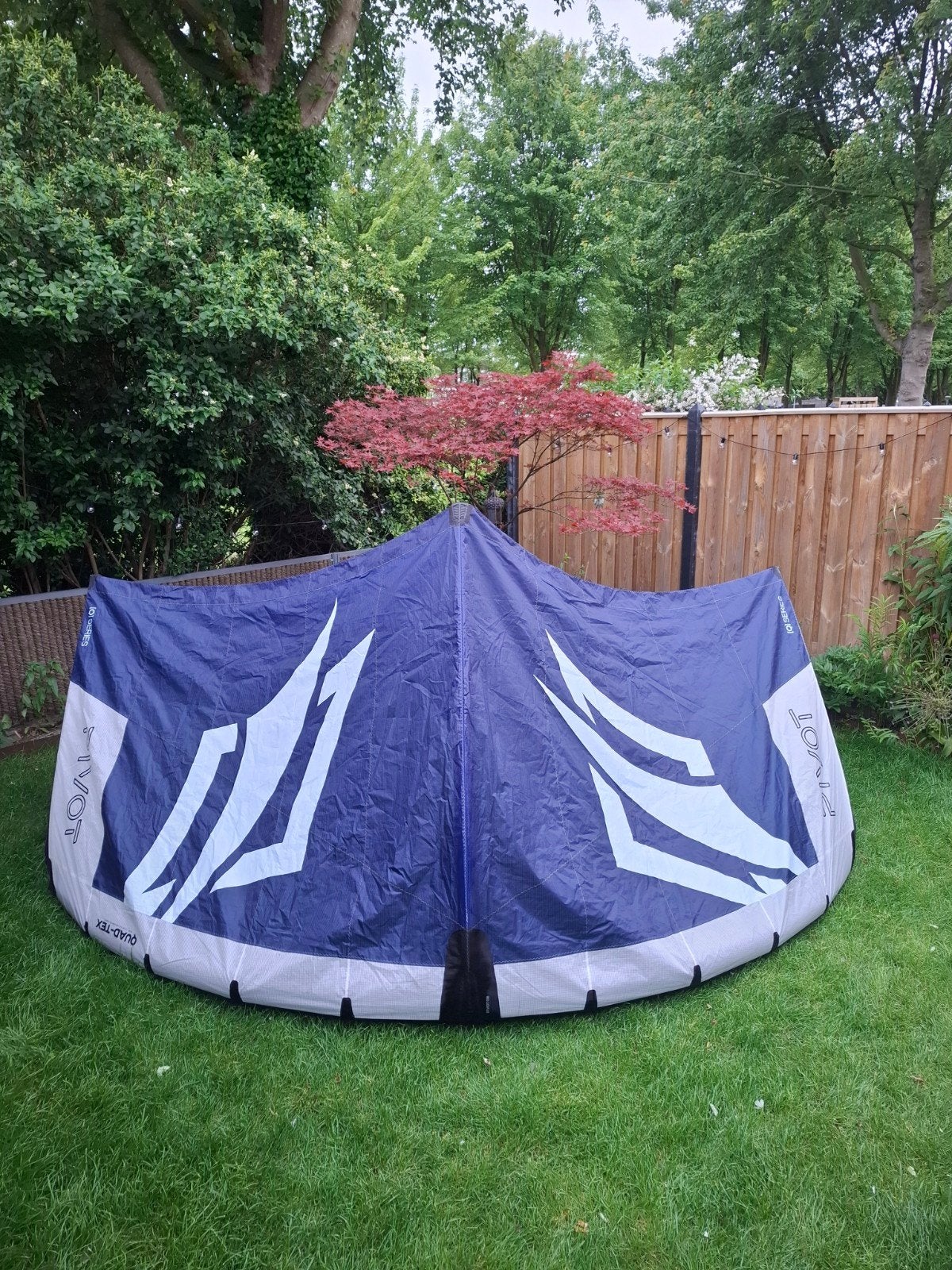 Naish Pivot 6m (2025), 9m (2026) + barren, Enlèvement, Kite