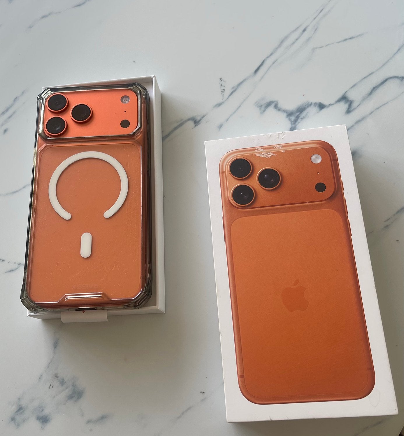iPhone 17 pro max 256Gb, Ophalen, IPhone 17, Oranje, Zo goed als nieuw