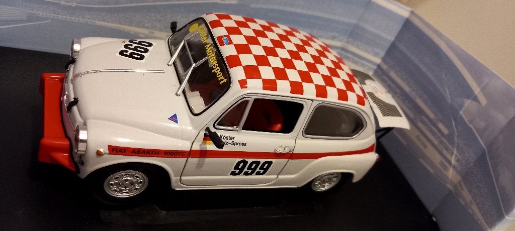 1/18 Fiat 600 ABARTH 1000TC Köster Nürburgring 1965 Revell, Hobby & Loisirs créatifs, Voitures miniatures | 1:18, Enlèvement ou Envoi